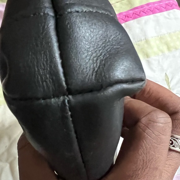 Coach Vintage Cosmetic Case 7172, Leather Makeup Bag - Picture 11 of 16